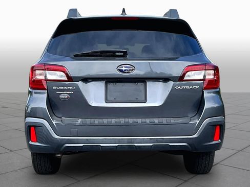 Used 2018 Subaru Outback 2.5i Premium AWD/4WD image 5