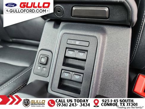 Used 2025 Ford Bronco Badlands image 20