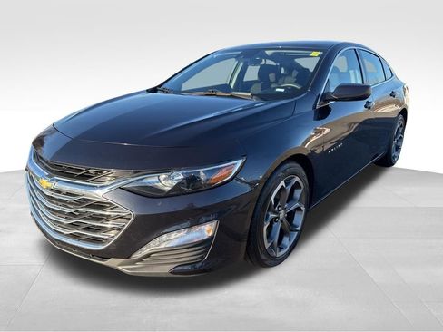 Used 2023 Chevrolet Malibu LT image 3