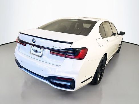 Used 2020 BMW 740i w/ M Sport Package image 5