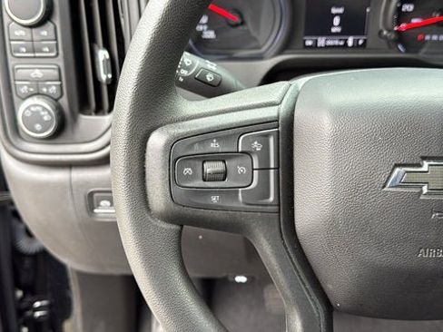 Used 2023 Chevrolet Silverado 1500 Custom Trail Boss w/ LPO, Dark Essentials Package AWD/4WD image 16