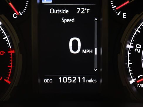 Used 2023 Toyota 4Runner Limited AWD/4WD image 36