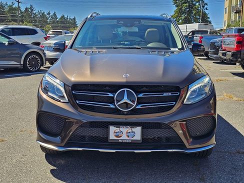 Used 2017 Mercedes-Benz GLE 43 AMG 4MATIC image 2