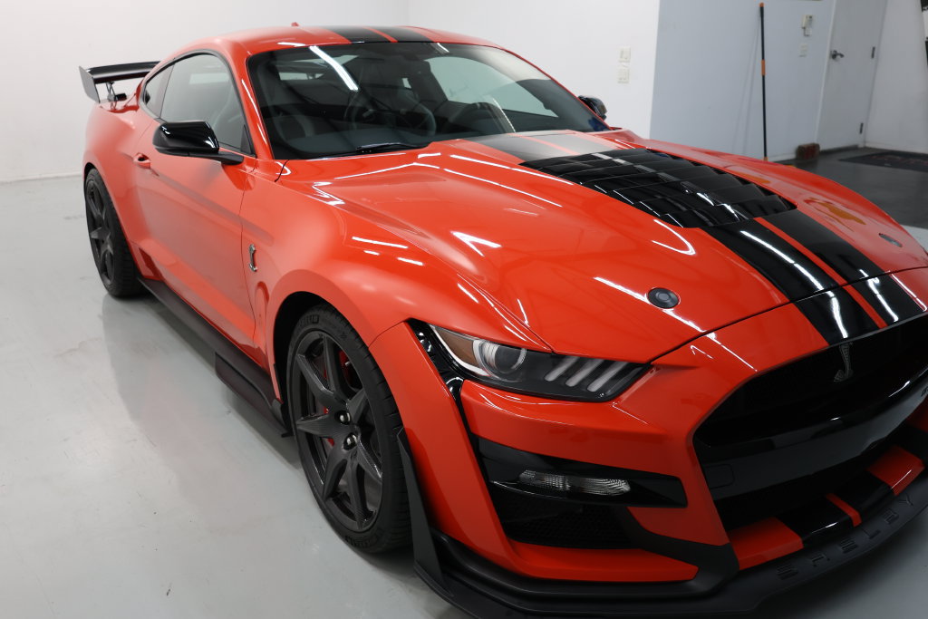 Used 2022 Ford Mustang Shelby GT500 w/ Carbon Fiber Track Pack RWD image 58