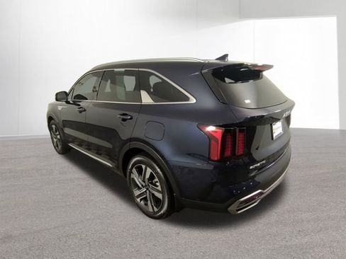 Used 2023 Kia Sorento EX image 34