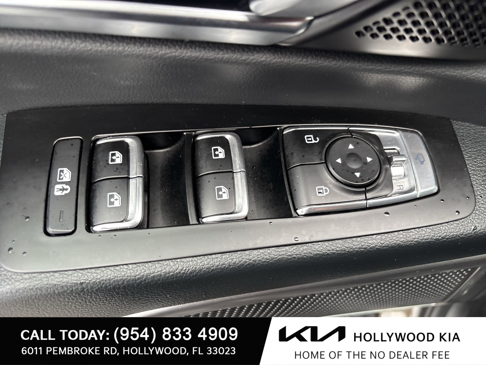 Used 2025 Kia Telluride EX FWD image 15