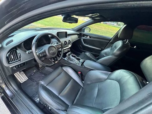Used 2020 Kia Stinger GT-Line image 30