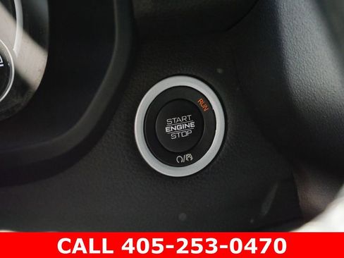 Used 2022 RAM 1500 Big Horn AWD/4WD image 32
