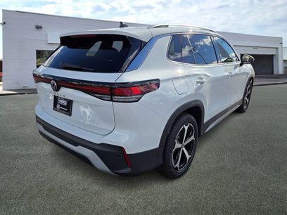 New 2026 Volkswagen Tiguan SE