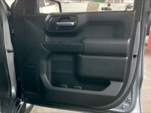 Used 2021 Chevrolet Silverado 1500 Custom image 21