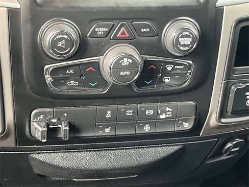 Used 2016 RAM 3500 Big Horn image 23