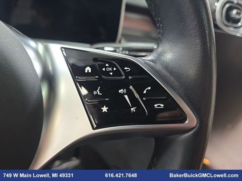 Used 2022 Mercedes-Benz C 300 4MATIC Sedan image 16