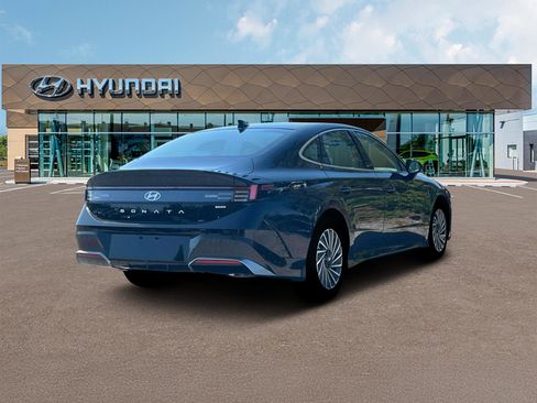 New 2026 Hyundai Sonata SEL FWD image 7