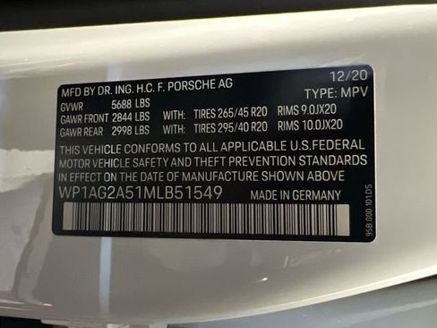 Used 2021 Porsche Macan GTS AWD/4WD image 30