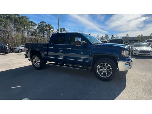 Certified 2017 GMC Sierra 1500 SLT w/ SLT Premium Package image 2