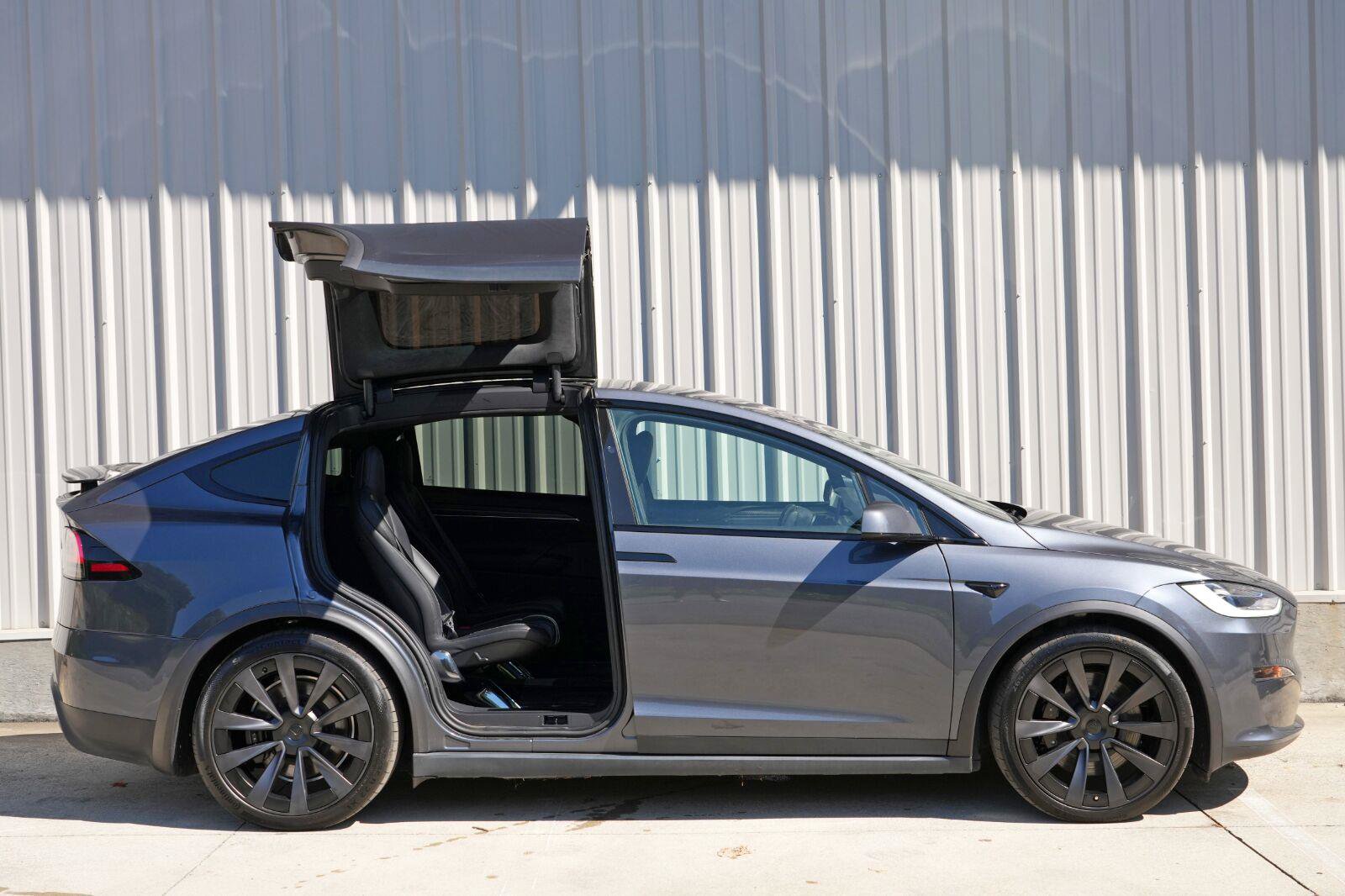 Used 2022 Tesla Model X Plaid AWD/4WD image 57