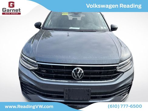 Used 2023 Volkswagen Tiguan SE R-Line image 9