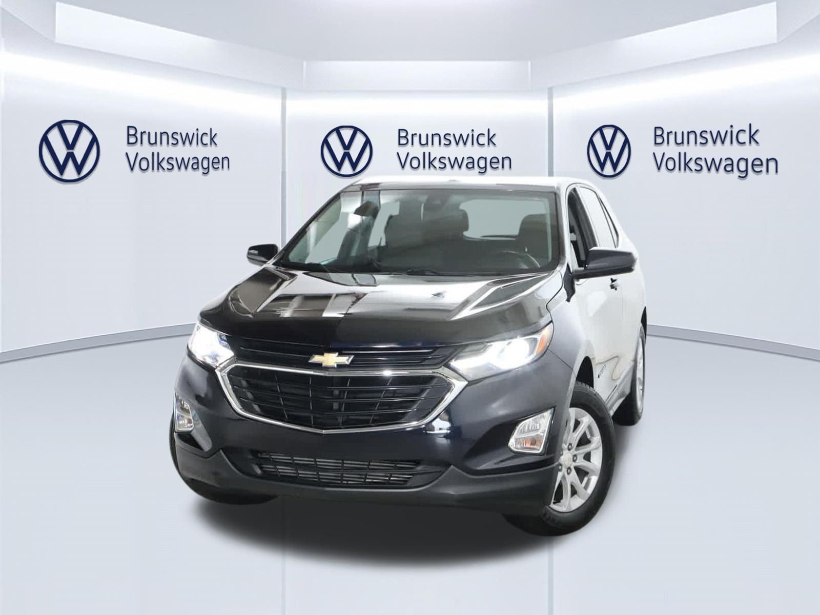 Used 2020 Chevrolet Equinox LT AWD/4WD image 2