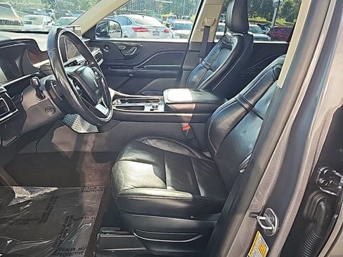 Used 2022 Lincoln Aviator Reserve w/ Elements Package Plus image 8