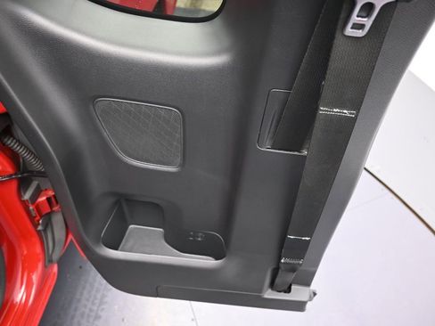 Used 2022 Nissan Frontier SV image 23