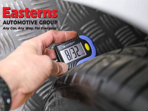 Used 2018 Tesla Model 3 Long Range image 24