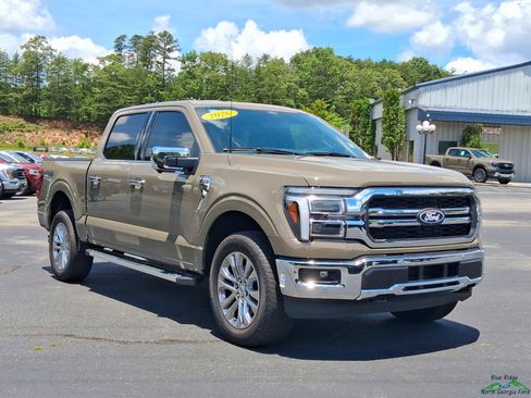 New 2026 Ford F150 Lariat w/ Equipment Group 501A Mid AWD/4WD image 7