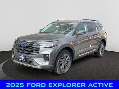 New 2025 Ford Explorer Active w/ Active Comfort Package