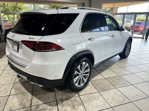 Used 2020 Mercedes-Benz GLE 350 4MATIC w/ Premium Package image 5