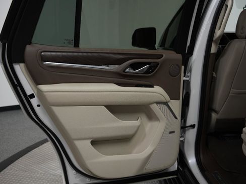 Used 2021 GMC Yukon Denali w/ Denali Ultimate Package image 25