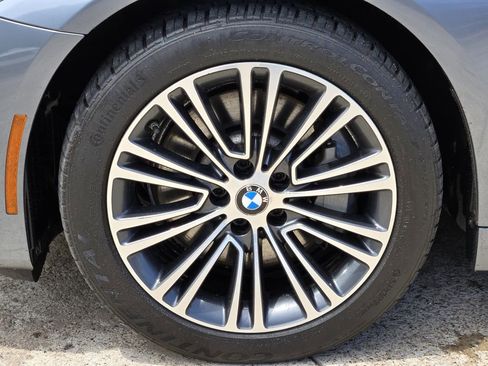 Used 2019 BMW 530i xDrive AWD/4WD image 16