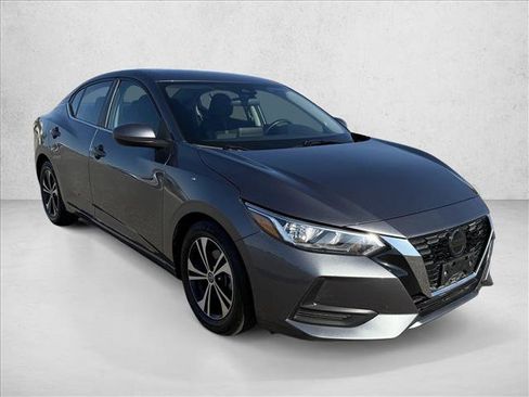 Used 2023 Nissan Sentra SV image 3