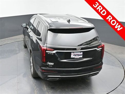 Used 2024 Cadillac XT6 Premium Luxury image 36