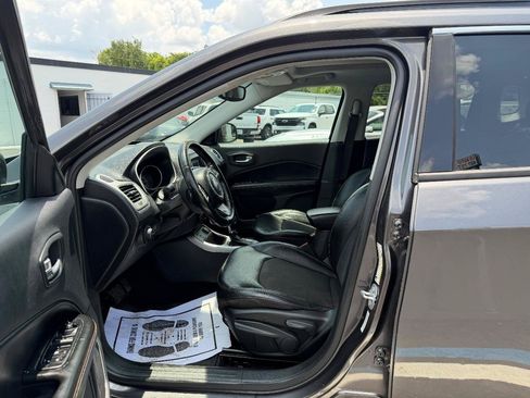 Used 2020 Jeep Compass Latitude FWD image 13