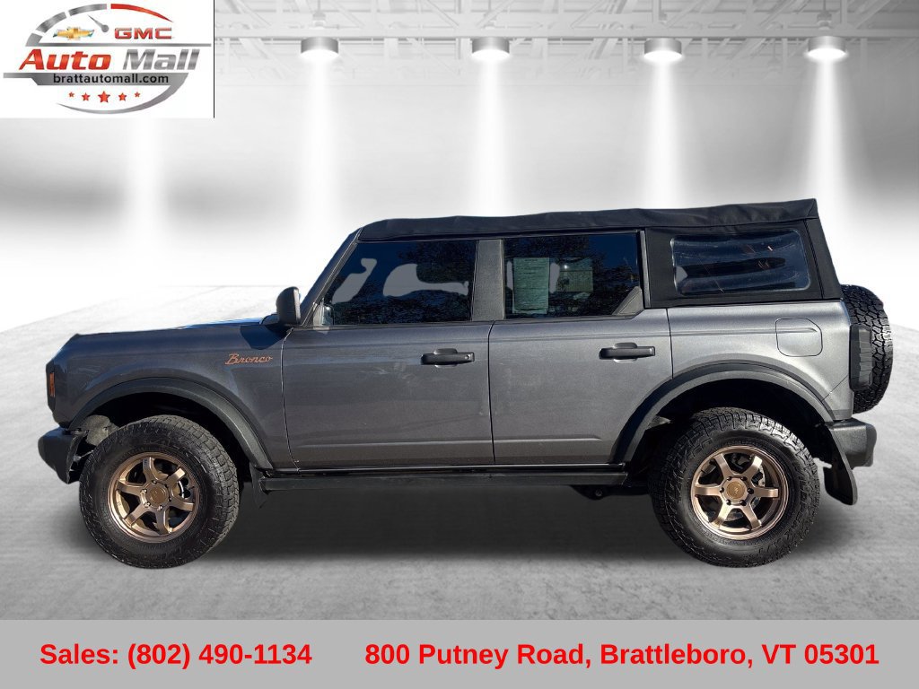 Used 2022 Ford Bronco 4-Door AWD/4WD image 3
