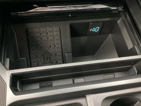 New 2026 Ford F250 Lariat w/ Chrome Package image 54