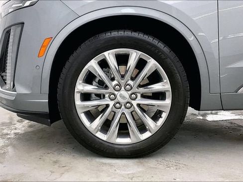Certified 2023 Cadillac XT6 Premium Luxury w/ Technology Package AWD/4WD image 10