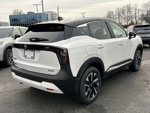 New 2026 Nissan Kicks SV w/ SV Premium Package image 2