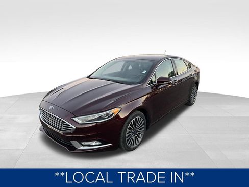 Used 2017 Ford Fusion SE w/ Fusion SE Technology Package image 12