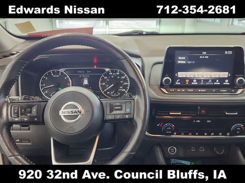 Used 2021 Nissan Rogue SL image 25