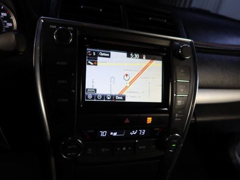 Used 2015 Toyota Camry XSE image 22