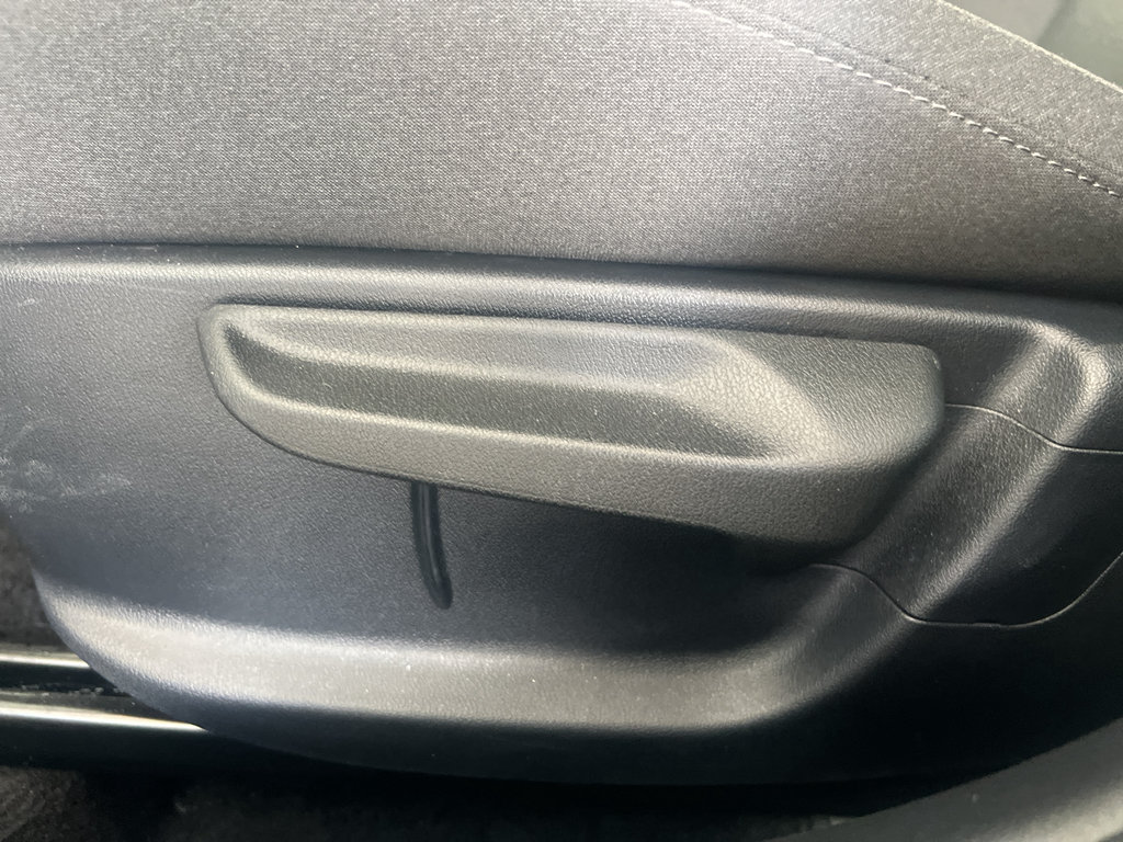 Used 2025 Kia K4 FWD image 11