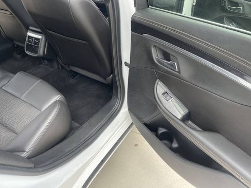 Used 2016 Chevrolet Impala LT w/ Convenience Package FWD image 52