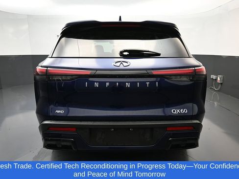 Used 2024 INFINITI QX60 Luxe AWD/4WD image 3