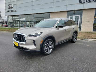 Used 2023 INFINITI QX60 Luxe w/ Cargo Package