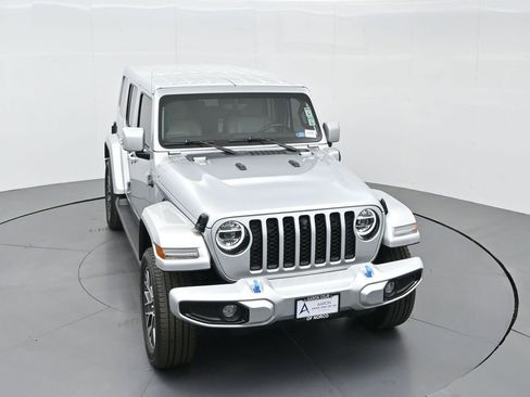 Used 2022 Jeep Wrangler Unlimited Sahara image 59