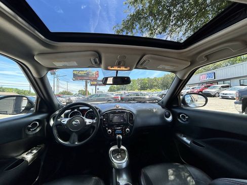 Used 2014 Nissan Juke SL AWD/4WD image 16