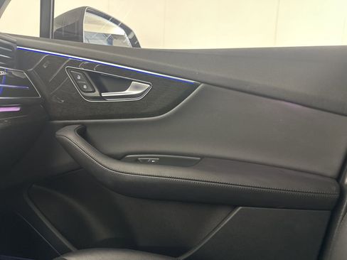 Used 2023 Audi Q7 3.0T Premium Plus w/ Premium Plus Package image 19