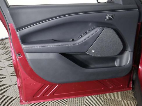 Used 2025 Ford Mustang Mach-E Premium image 25