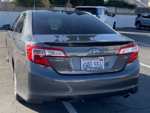 Used 2012 Toyota Camry LE image 11