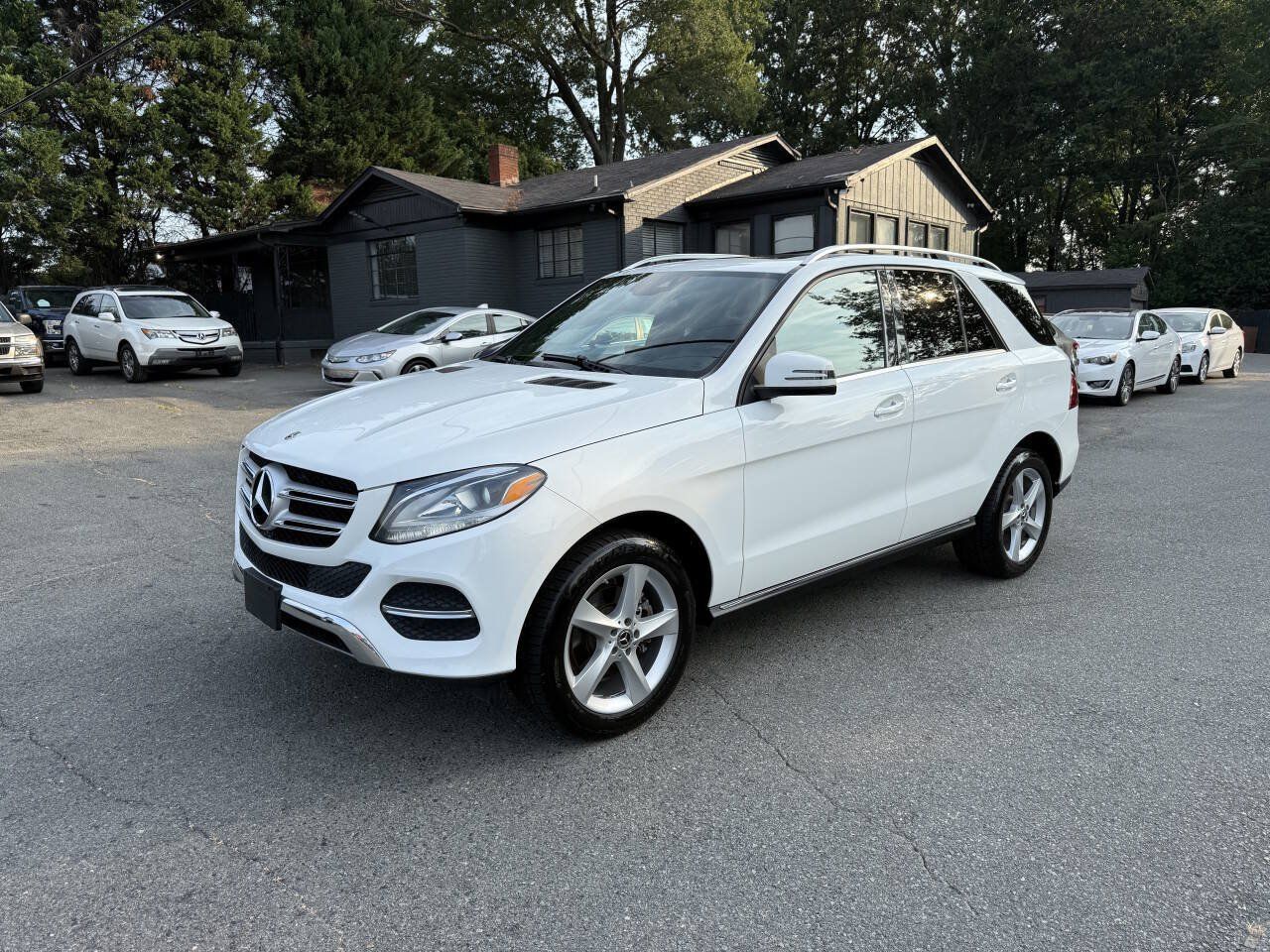 Used 2018 Mercedes-Benz GLE 350 4MATIC image 2